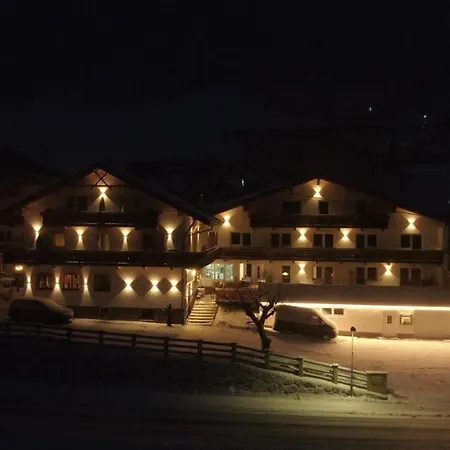 Alpen Hohe Burg 3*
