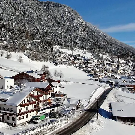 Alpen Hohe Burg Hotel