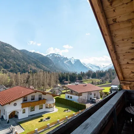Alpen Hohe Burg Hotel Trins