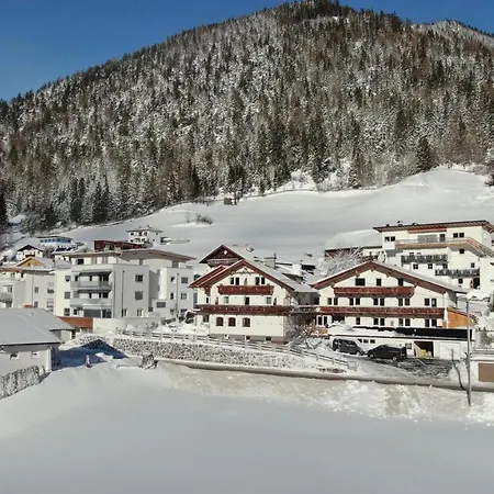 Alpen Hohe Burg Trins