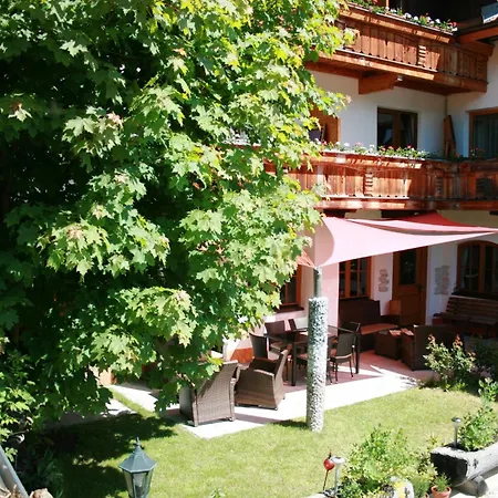 Hotel Alpen Hohe Burg 3*