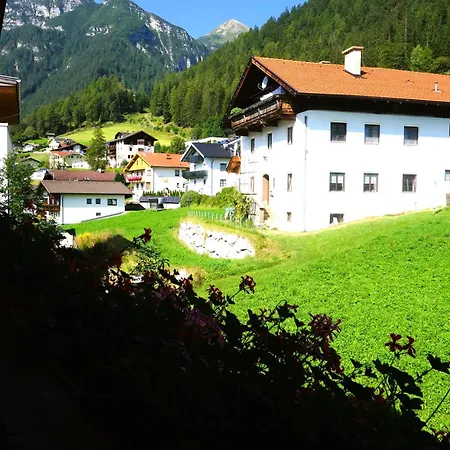 Alpen Hohe Burg Hotel