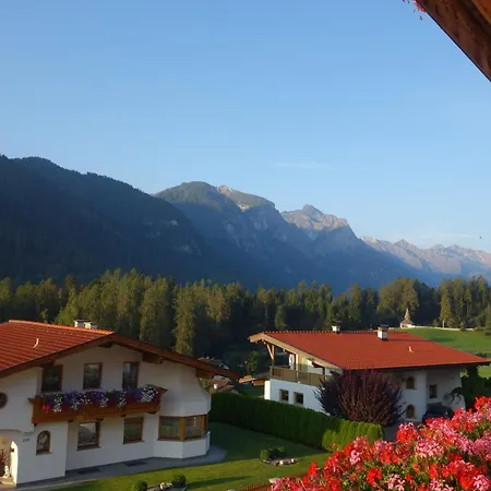 Hotel Alpen Hohe Burg