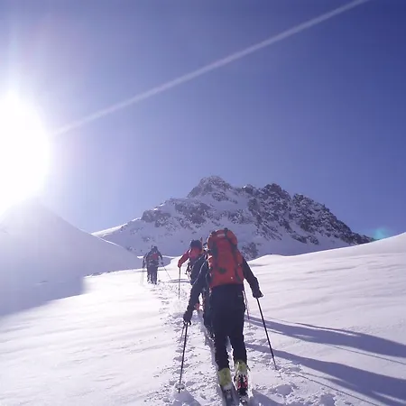 Hotel Alpen Hohe Burg