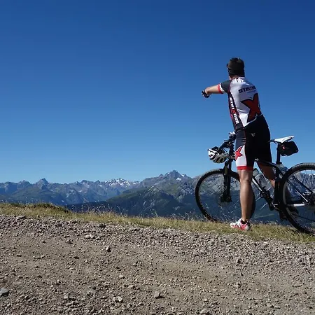 Alpen Hohe Burg 3* Trins