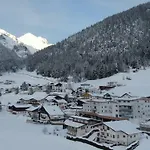 Alpen Hohe Burg