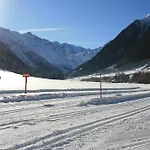 Alpen Hohe Burg 호텔 3*