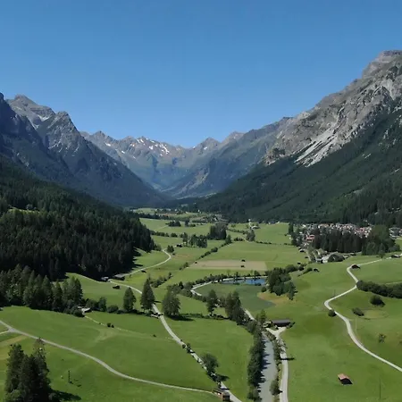 Alpen Hohe Burg 3* Trins