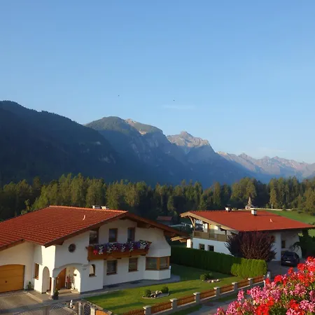 Hotel Alpen Hohe Burg Trins